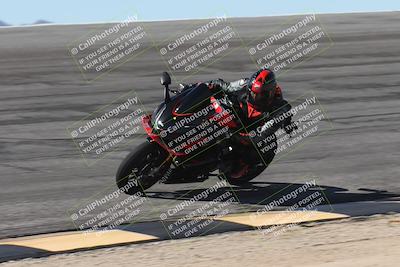 media/Oct-13-2025-Moto Forza (Mon) [[a66d839500]]/3-B Group/Session 2 (Bowl)/